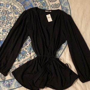 GAP black super soft wrap top